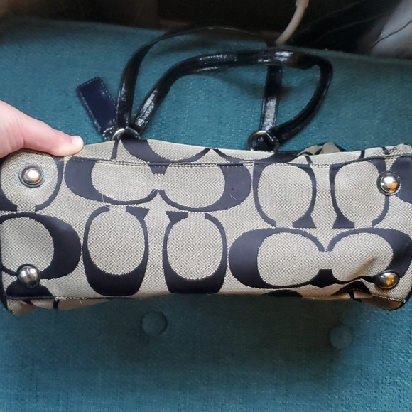 Coach Handbag - Picture 3 of 14